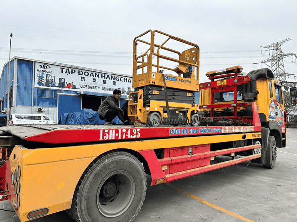 xe-nang-nguoi-2026-khai-niem-phan-loai-so-sanh