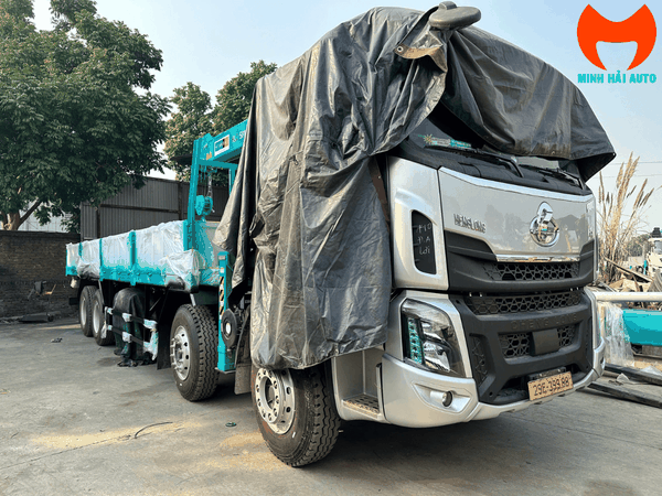 xe-chenglong-3-chan-gac-cau-5-tan-hyundai