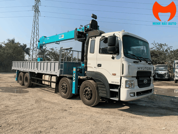 xe-tai-hyundai-hd320-gan-cau-12-tan-hlc-12015