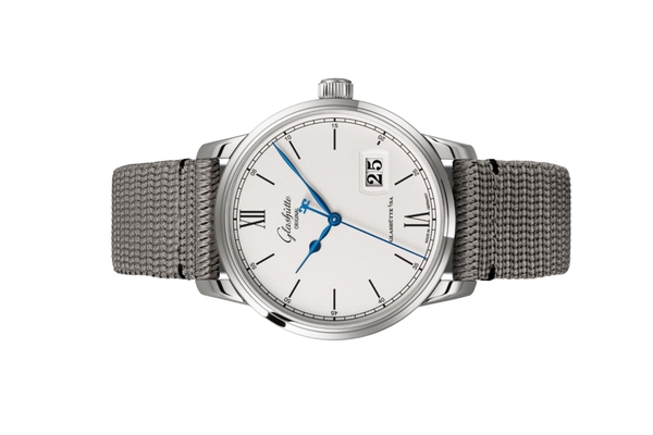 Đồng Hồ Glashutte Original Senator Excellence Panorama Date 1-36-03-01-02-66