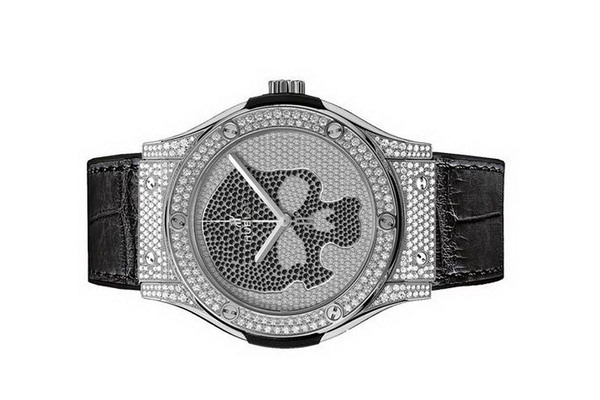 Đồng Hồ Hublot Classic Fusion Black Skull Full Pavé 511.NX.9000.LR.1704.SKULL