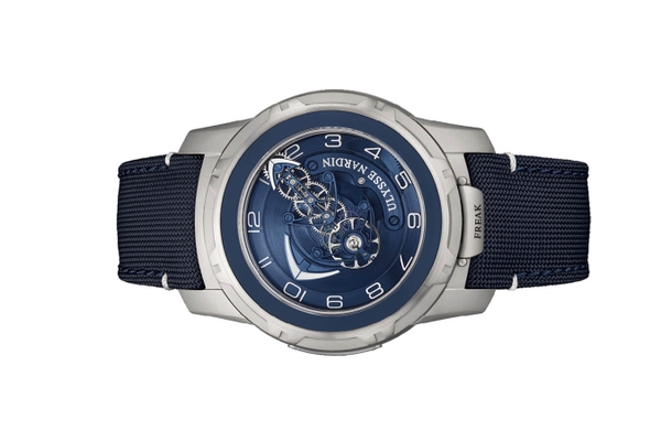 Đồng hồ Ulysse Nardin Freak Out 2053-132/03.1