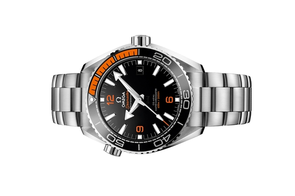 Đồng Hồ Omega Seamaster Planet Ocean 600m 43.5mm 215.30.44.21.01.002