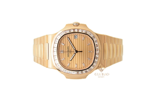 Đồng Hồ Patek Philippe Nautilus 5723/1R-001