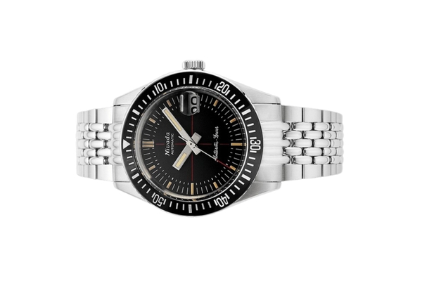 Đồng hồ đeo tay thương hiệu Nivada Grenchen, dòng sản phẩm Antarctic Diver, Ref num 32038A, mặt số họa tiết đen, size 38mm, máy tự động, vỏ và dây đồng hồ bằng thép không gỉ 316L, mới 100%