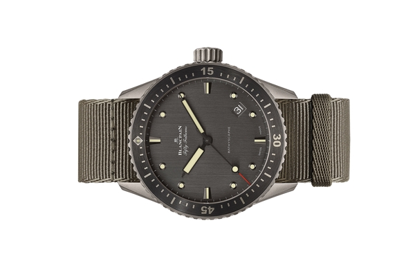 Đồng Hồ Blancpain Fifty Fathoms Bathyscaphe 5000-1210-NAGA