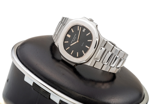 Đồng hồ Patek Philippe Nautilus 