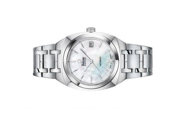 Đồng hồ đeo tay thương hiệu Tutima, dòng sản phẩm Saxon One Lady, Ref no: 6700-01, mặt số xà cừ, size 36mm, máy tự động, vỏ và dây đồng hồ bằng thép không gỉ, hàng mới 100%