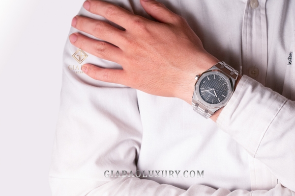 Đồng Hồ Audemars Piguet Royal Oak 15500ST.OO.1220ST.03 (Like New)