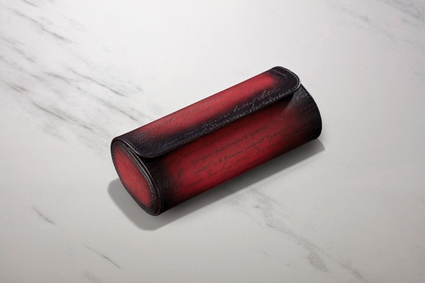 Hộp đựng đồng hồ GALATA, chất liệu da bò màu đỏ patina, hiệu: BOSPHORUS LEATHER, kích thước 22.5cm X 10cm X 7.5cm, dùng cho 03 đồng hồ, mới 100%