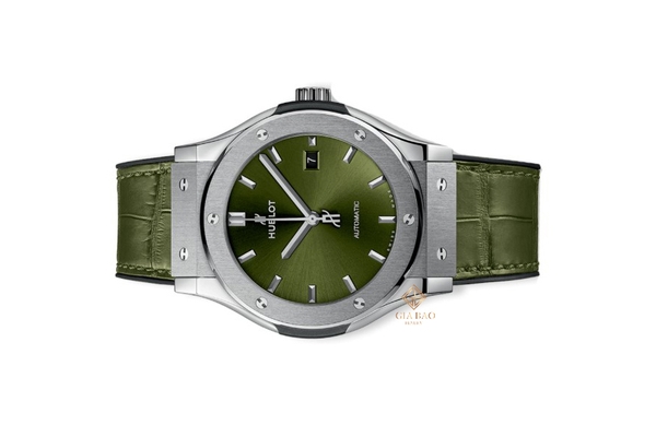 Đồng Hồ Hublot Classic Fusion Green Titanium 42mm 542.NX.8970.LR