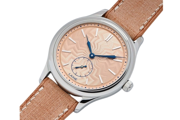 Đồng hồ đeo tay thương hiệu Laine, dòng sản phẩm P37, size 37mm, máy lên cót tay, vỏ bằng thép không gỉ, dây Da mới 100%