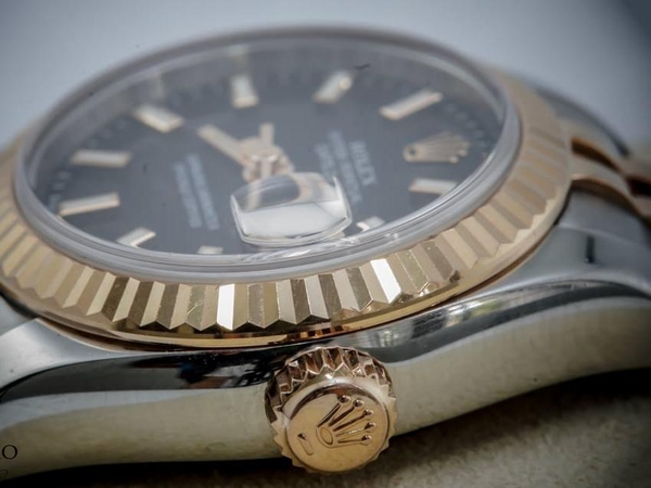 Đồng Hồ Rolex Lady Datejust 179171 Mặt Số Đen