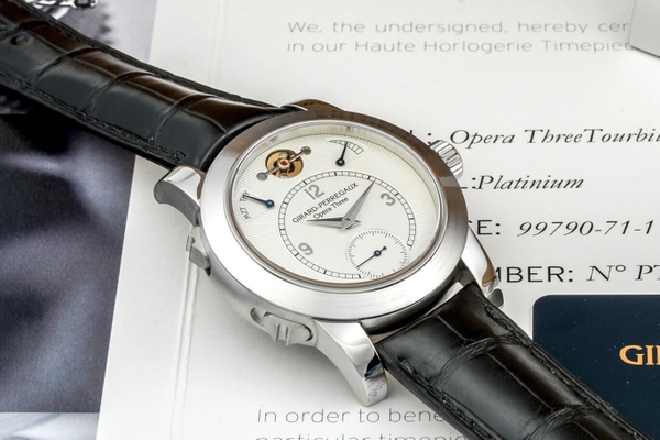 Đồng Hồ Girard Perregaux Opera Three 99790-71-111-BA6A