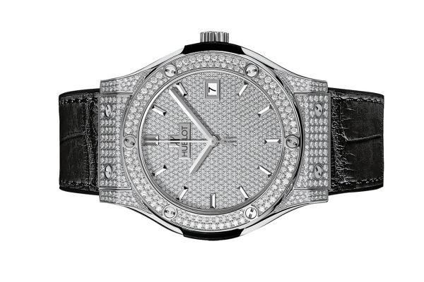 Đồng Hồ Hublot Classic Fusion Titanium Full Pavé 45mm 511.NX.9010.LR.1704