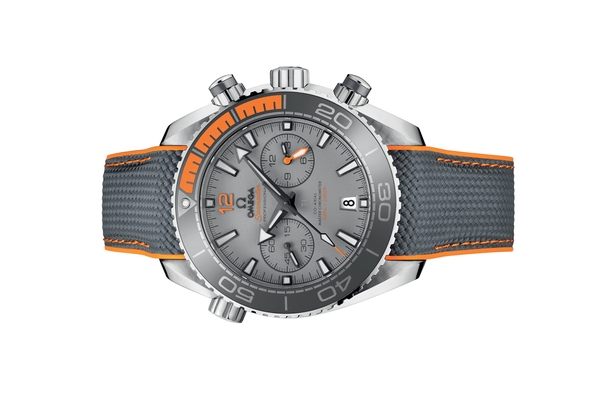 Đồng Hồ Omega Seamaster Planet Ocean 600m 215.92.46.51.99.001