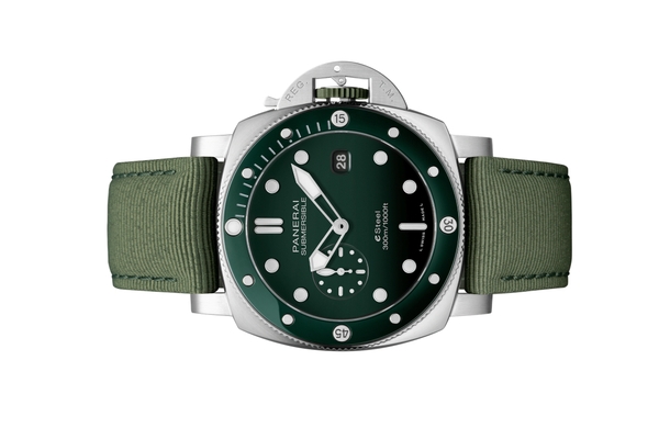 Đồng Hồ Panerai Submersible QuarantaQuattro ESteel Verde Smeraldo 44mm PAM01287