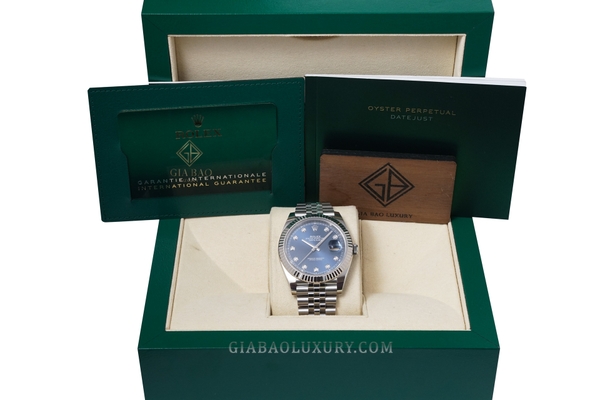 Đồng Hồ Rolex Datejust 41 126334 Mặt Số Xanh Nạm Kim Cương