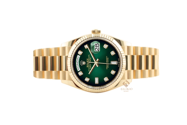 Đồng Hồ Rolex Day-Date 36 128238 Mặt Số Ombre Xanh Lá