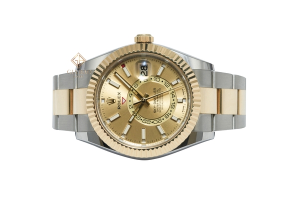 Đồng Hồ Rolex Sky-Dweller 326933 Mặt Số Vàng Champagne Dây Đeo Oyster