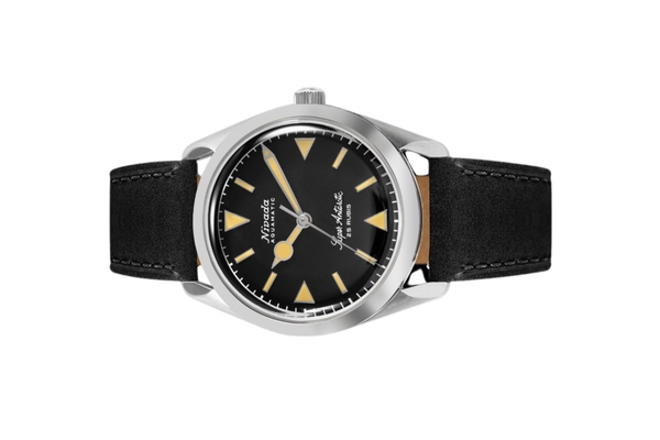 Đồng hồ đeo tay thương hiệu Nivada Grenchen, dòng sản phẩm Super Antarctic, Ref num 32024A, mặt số đen mờ, size 38mm, máy tự động, vỏ bằng thép không gỉ 316L, dây da bò, mới 100%