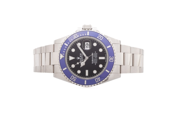 Đồng Hồ Rolex Submariner 126619LB Mặt Số Đen (Like New)