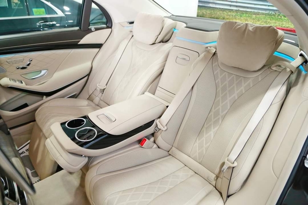 nội thất xe Mercedes-Benz S450 Luxury