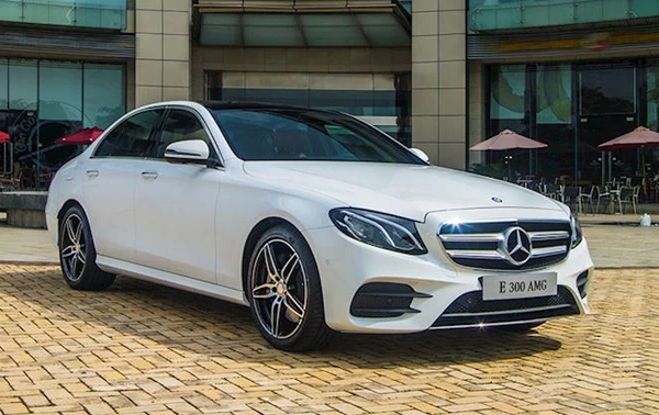 Mercedes-Benz E 300 AMG