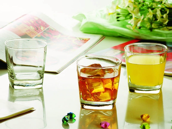 Bộ cốc thủy tinh giá rẻ in logo làm quà tặng doanh nghiệp