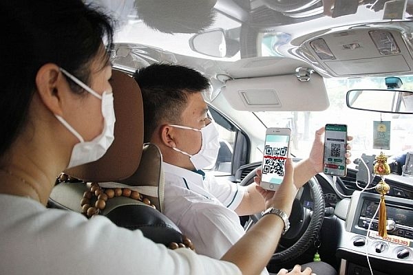 Vinasun ra mắt tiện ích thanh toán cước taxi không tiền mặt
