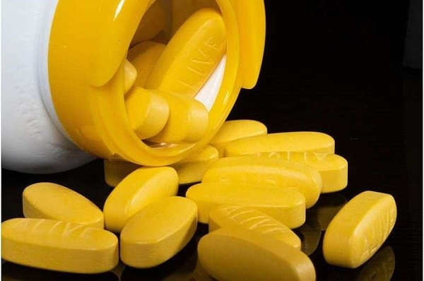 Thói quen uống vitamin tổng hợp hàng ngày là không cần thiết