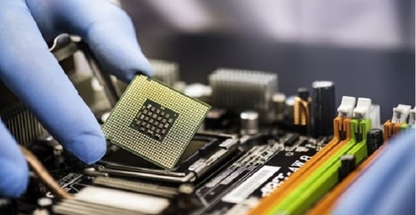 Cạnh tranh toàn cầu trong sản xuất chip máy tính