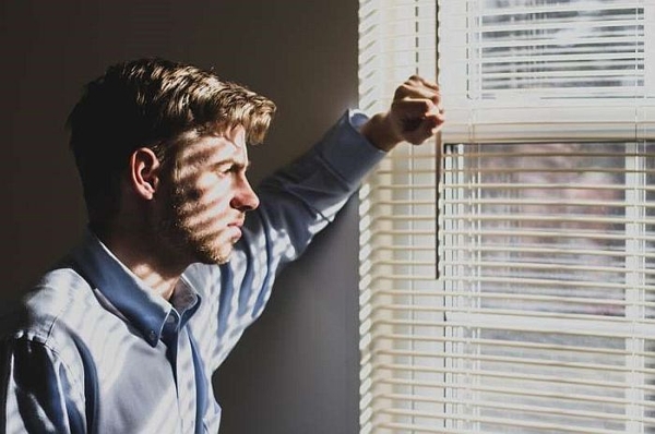 Xác định loại trầm cảm bằng cách sử dụng các cuộc khảo sát, kiểm tra nhận thức và chụp ảnh não