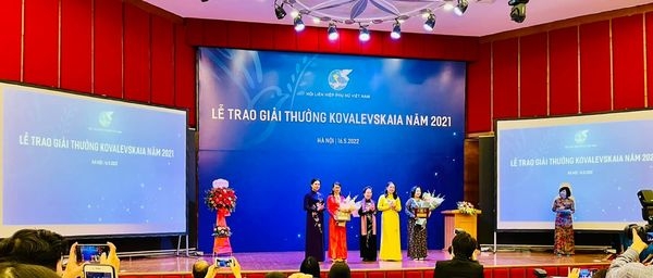 LÊ TRAO GIẢI THƯỞNG  KOVALELVSKAIA NĂM 2021