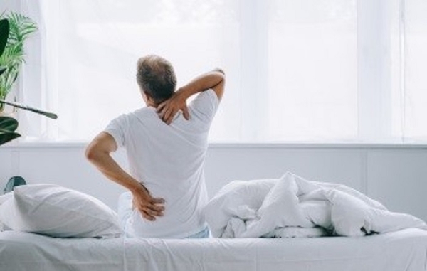 Sử dụng AI để xác định loại thuốc chống sốt rét có thể đẩy lùi bệnh loãng xương