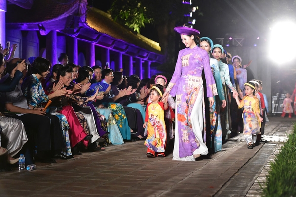 Hội Liên hiệp phụ nữ Việt Nam phối hợp với Bộ Văn hóa, Thể thao và Du lịch tổ chức chương trình 
