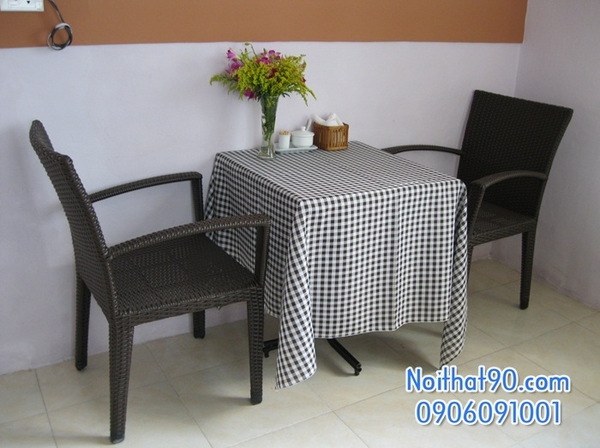 ban-ghe-nha-hang-phong-an-khach-san-0391