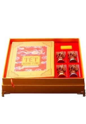 Bộ Sách Tết Vàng Son Tết Đế Vương - Bản Giới Hạn Được Đánh Số Từ: 1 Đến 100 - Nguyễn Phước Hải Trung