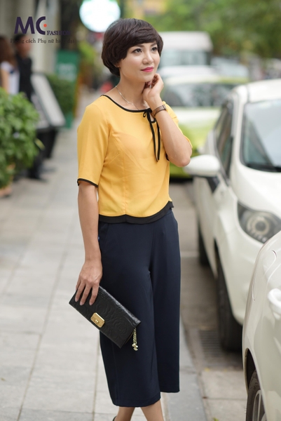 Quần dạo phố ống rộng