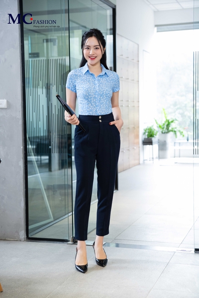 Áo sơ mi họa tiết hoa nhí A740