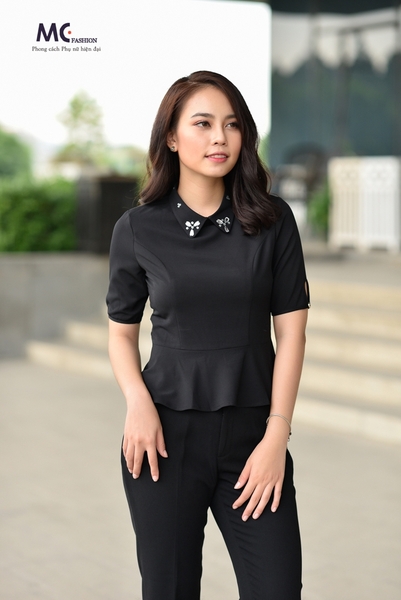 Áo thiết kế dáng peplum cách điệu