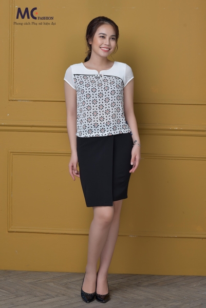 Chân váy juyp 2 vạt