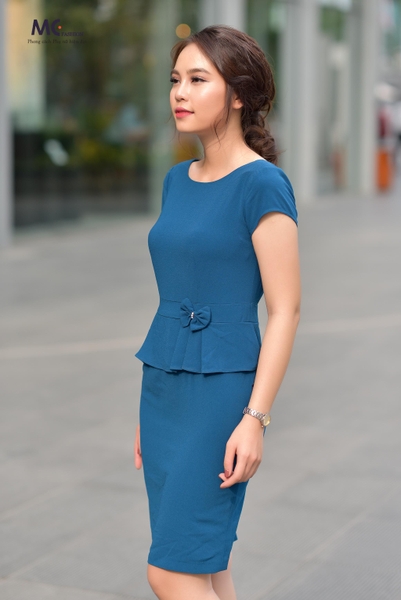 Áo kiểu peplum công sở xếp ly eo phối túi giả thanh lịch - A56160