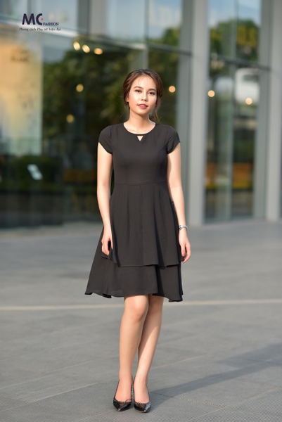 Đầm liền công sở dáng suông