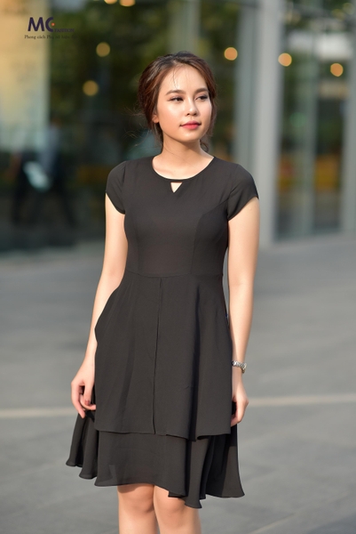 Đầm liền công sở dáng suông