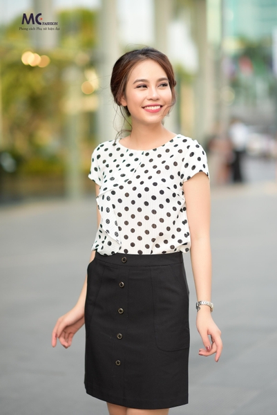 Chân váy suông cách điệu