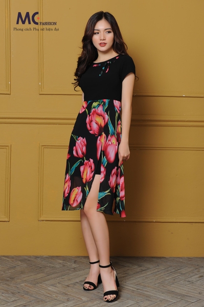 Đầm liền chân váy hoa mềm mại