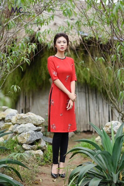 Áo dài Tết M07