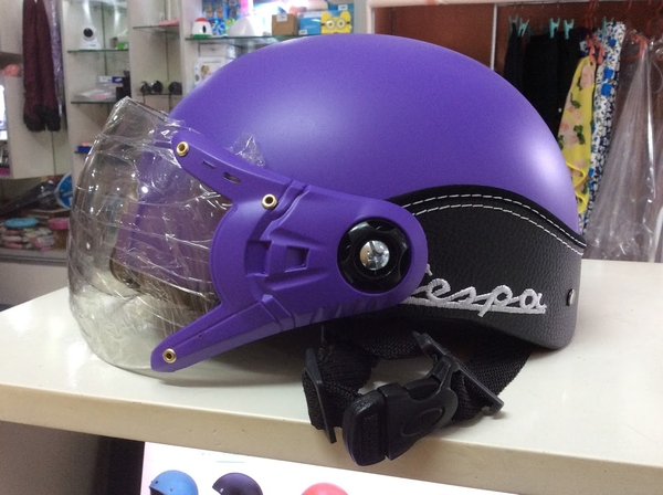 Nón Bảo Hiểm Có Kính Vespa