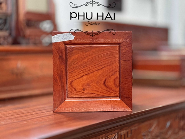 Đế Đôn Vuông cao 25 x mặt 25 cm gỗ hương